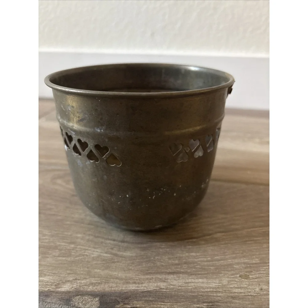 Brass Bowl With‎ Heart Cutouts 5.5